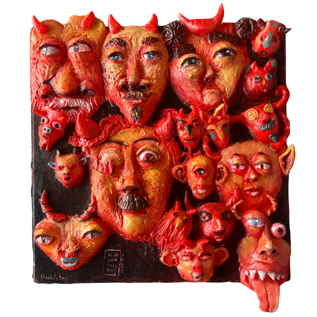 LOTE 010 / Marina Pallares - Diablitos / Pasta Francesa y óleo sobre mosaico vintage histórico - 26 x 26 cm