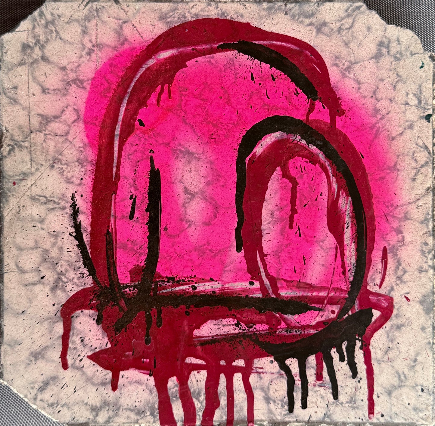 Feng Villalpando - Rojo / Aerosol sobre mosaico vintage historico - 26 x 26 cm