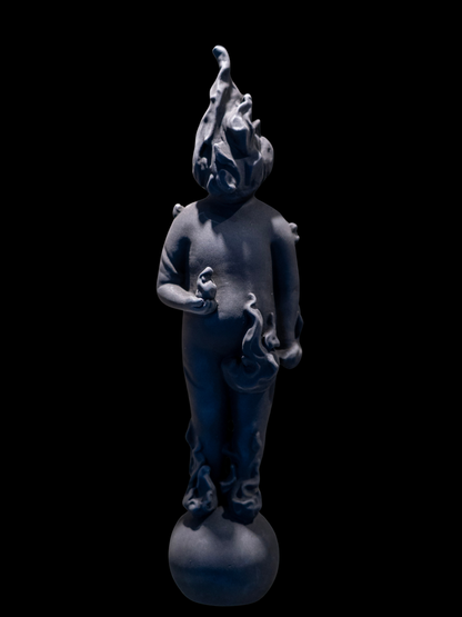 Sofia Crimen - Hombre de fuego / Fibra de vidrio - 2 x 11 x 2 cm