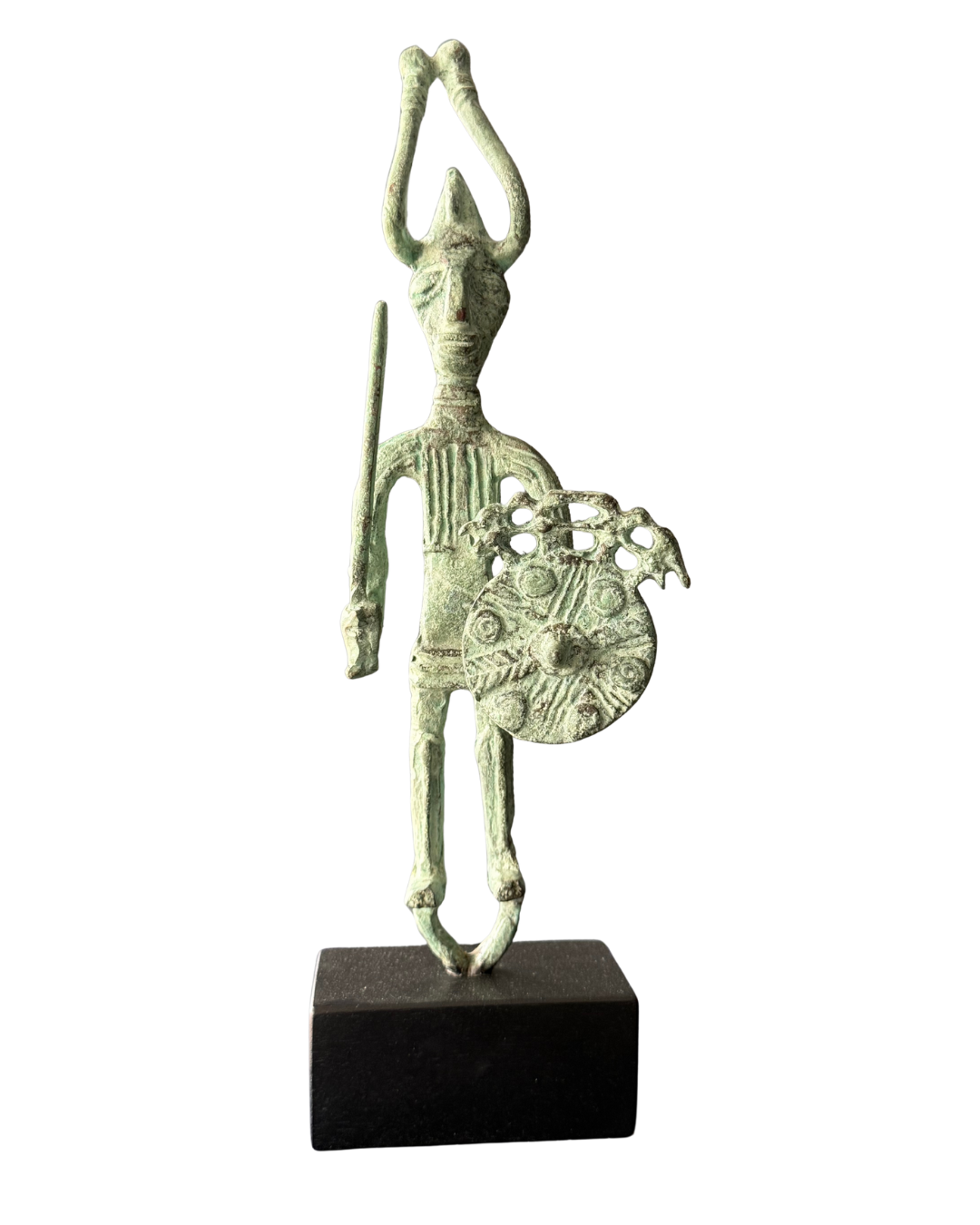 Pieza 23 - Figuras y máscaras de la Sardegna - "guerrero nuragico gigante" / fundición en bronce - 32 x 12 cm