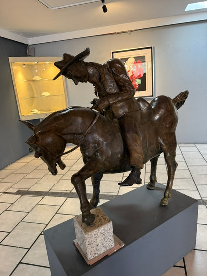Javier Arévalo – El caballazo / Bronce a la cera perdida – 106 x 120 x 120 cm – P/A