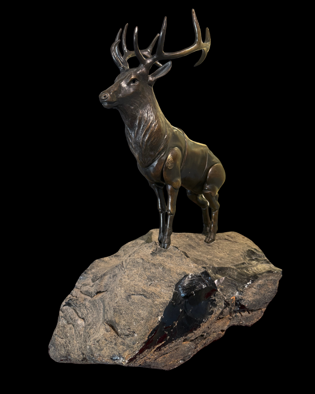 Lote 16: Alvaro Cuevas - Omvefe / Bronce a la cera perdida - 45 x 17 x 34 cm