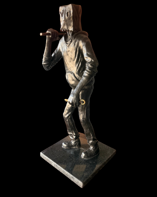 Lote 21: Goghi Escobedo - Caminante / Bronce a la cera perdida - 53 x 24 x 15 cm