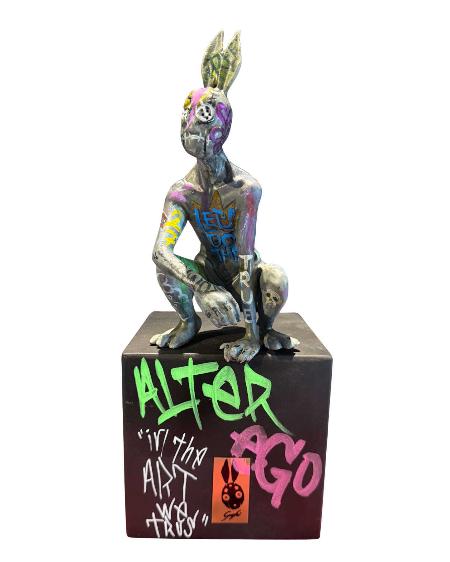 Lote 54 - Goghi Escobedo - Alter ego (intervención única) / Resina policromada - 21 x 14 x 12 cm