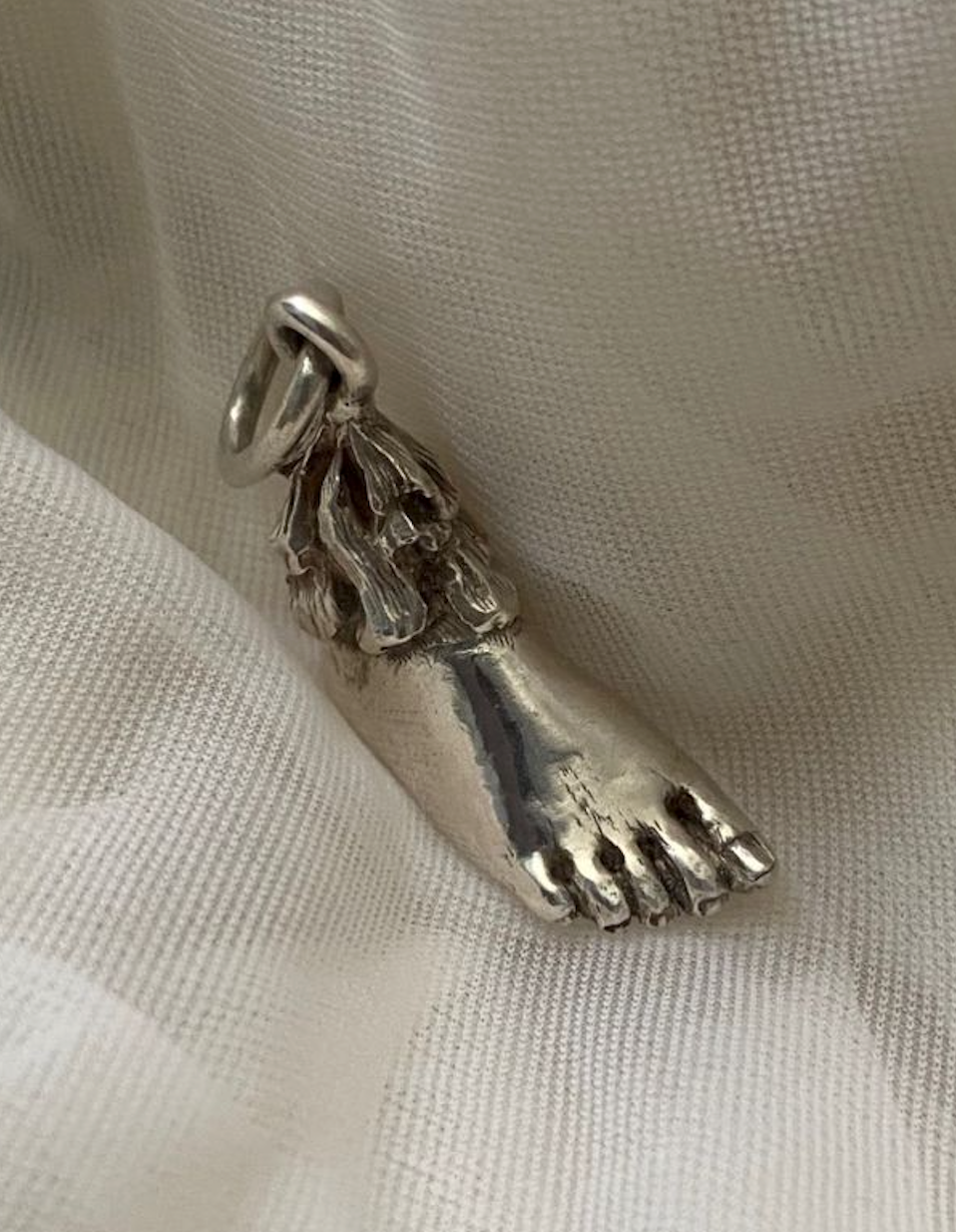 LOTE 001 / Karla Aguayo - Caminar / Plata - 2 cm