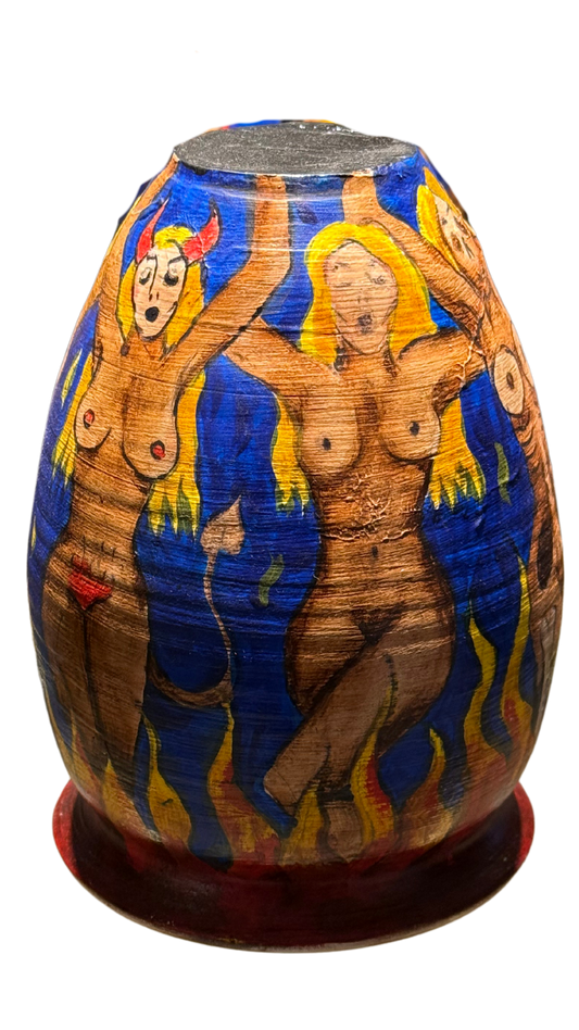 Esteban Arévalo - Ninfas / Óleo sobre jarro de barro - 18 x 12 x 12 cm