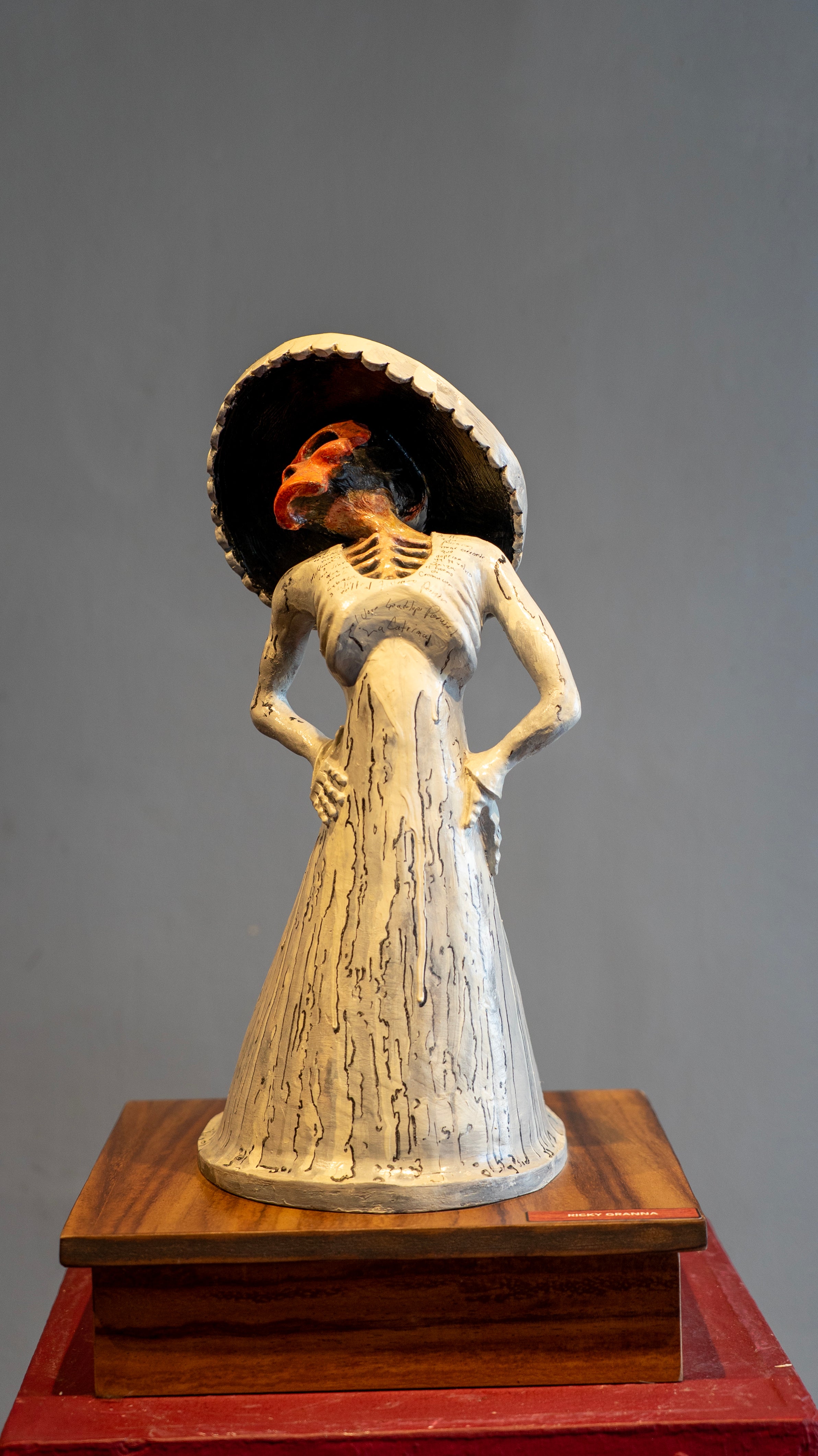 Ricky Granna – ST Catrina Blanca / Mixta sobre madera – 29 x 50 cm – 46023