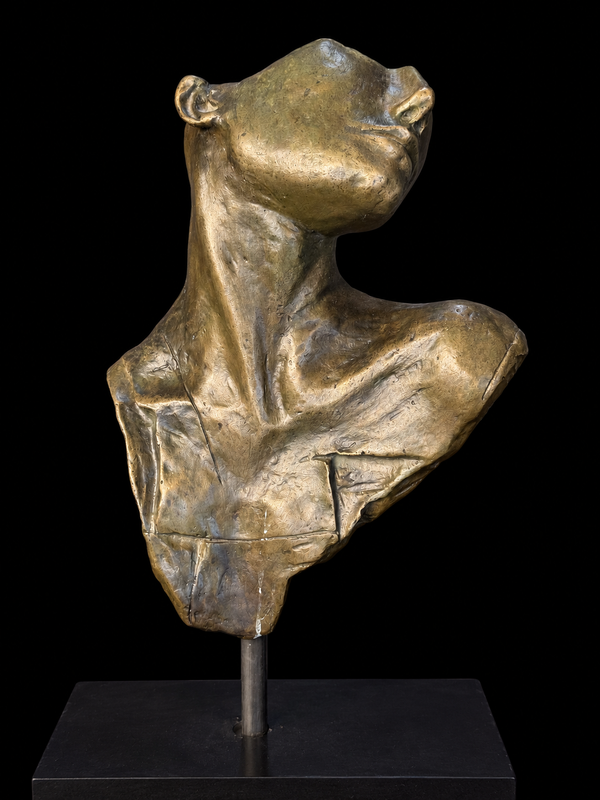 Vito Asencio - Evidencia confrontada / Bronce sobre metal - 30 x 30 x 25 cm