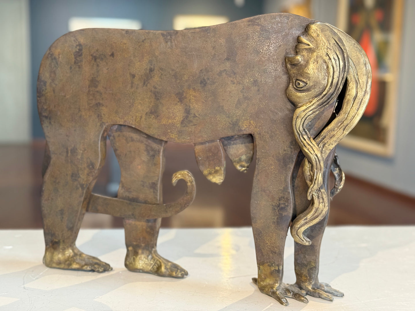 Javier Arévalo - Mujer pantera / Placa de acero al carbón con bronce a la cera perdida - 36 x 45 x 9 cm