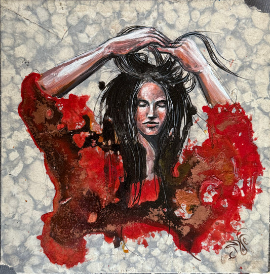 LOTE 061 / Maye Mora Salas - Amor propio / Acrílico y polvo de oro sobre mosaico vintage historico - 26 x 26 cm