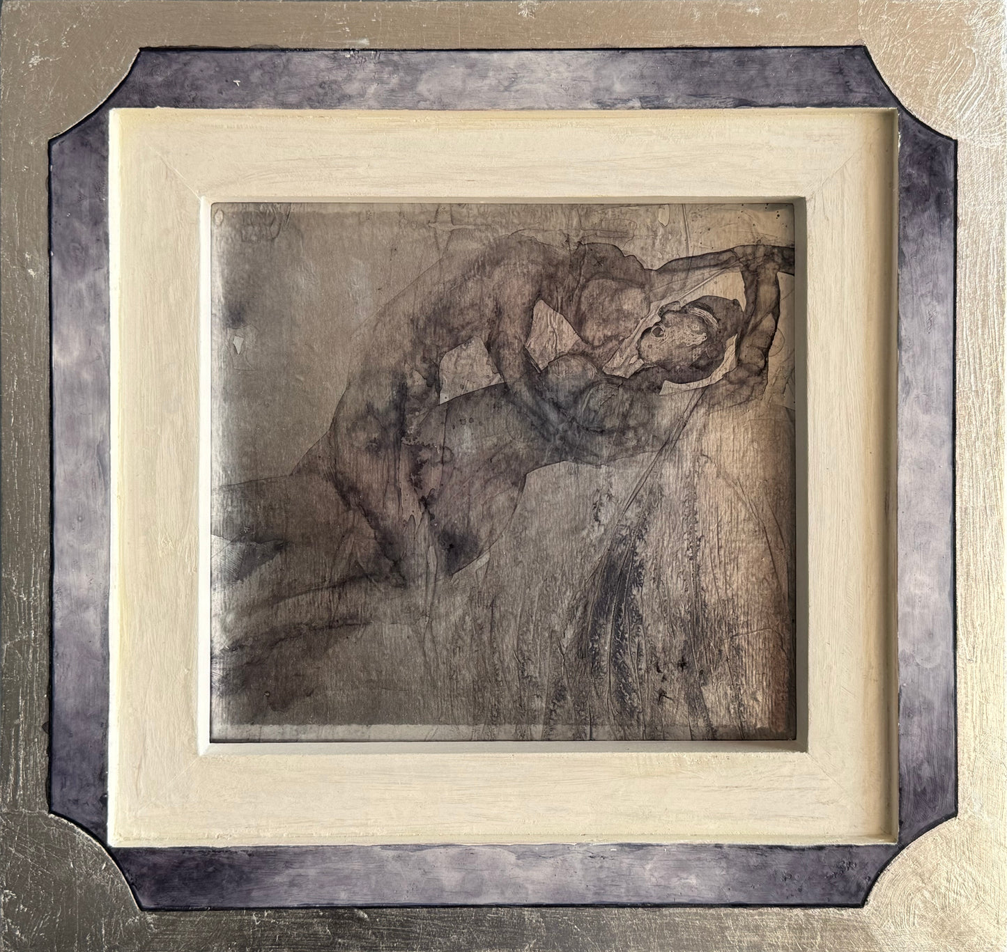 Pieza 92 - Israel Zzepda - "nos poseimos en recuerdo" / tinta fuego sobre aluminio - 18 x 19 cm