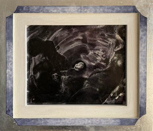 Pieza 83 - Israel Zzepda - "grito de nuestra sombra" / tinta fuego sobre aluminio - 20 x 24 cm