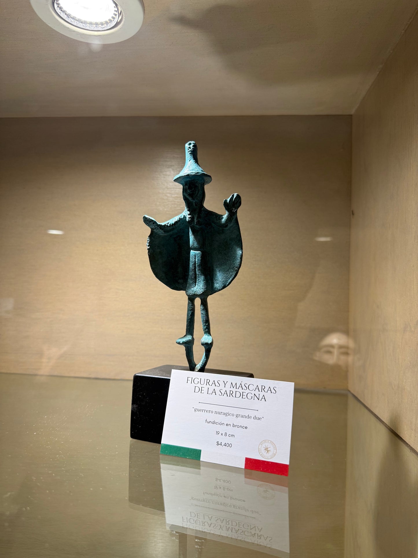 Pieza 20 - Figuras y máscaras de la Sardegna - "guerrero nuragico grande due" / fundición en bronce - 19 x 8 cm