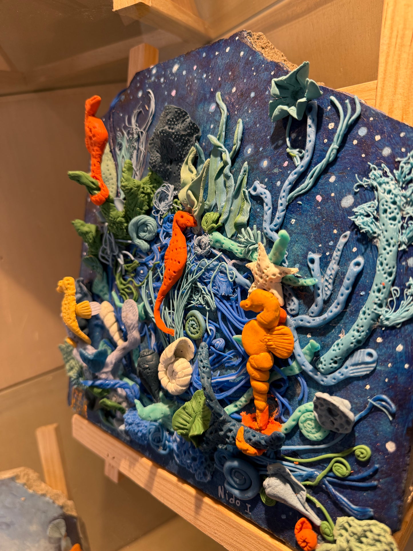 LOTE 040 / Marina Pallares - Mar #1 / Pasta Francesa y óleo sobre mosaico vintage histórico - 26 x 26 cm