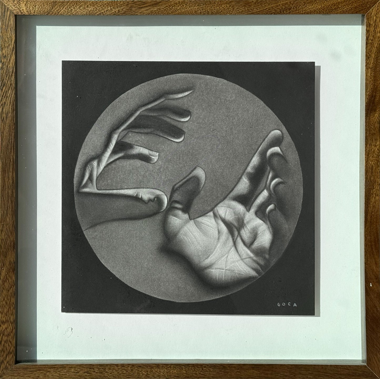Paulina Goca – Kariós / Carboncillo sobre papel – 25 x 25 cm – 1/1