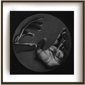 LOTE 026 / Paulina Goca - Kariós / Carboncillo sobre papel - 25 x 25 cm