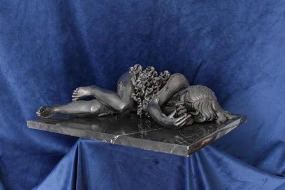 Karla Aguayo - Sueño floral III / Ceramica con grafito sobre marmol - 34 x 29 x 13 cm - 1/1