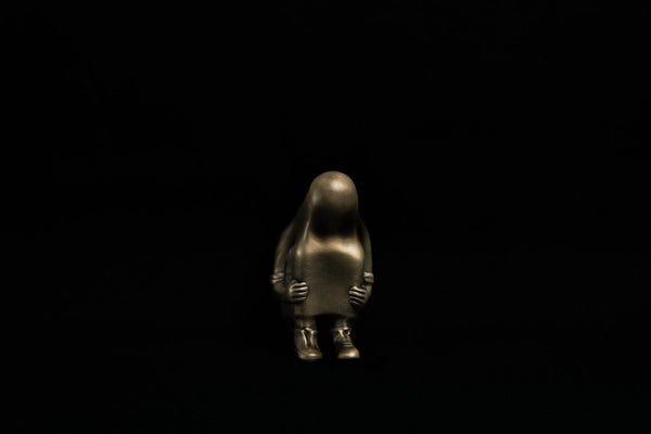 Sofia Crimen – Niño cueva (Bronce) / Bronce a la cera perdida sobre - – 6 x 12 cm – 2/7