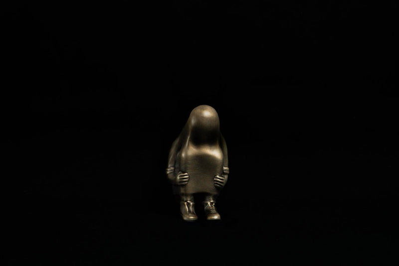 Sofia Crimen – Niño cueva (Bronce) / Bronce a la cera perdida sobre - – 6 x 12 cm – 2/7