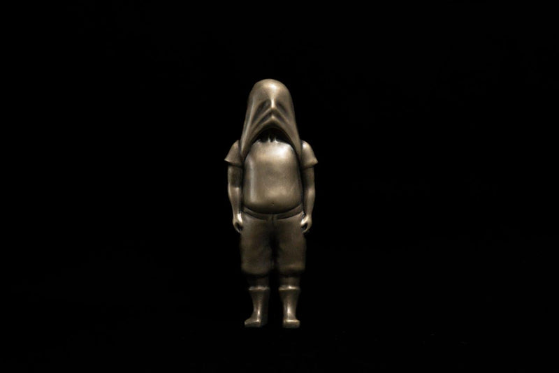 Sofía Crimen – Soldadito invisible  (Bronce) / Bronce a la cera perdida sobre - – 8 x 20 cm – 2/7