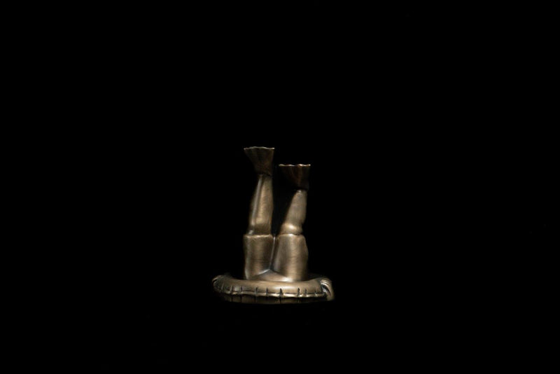 Sofia Crimen – Salvavidas (Bronce) / Bronce a la cera perdida sobre - – 10 x 11,5 cm – 2/7