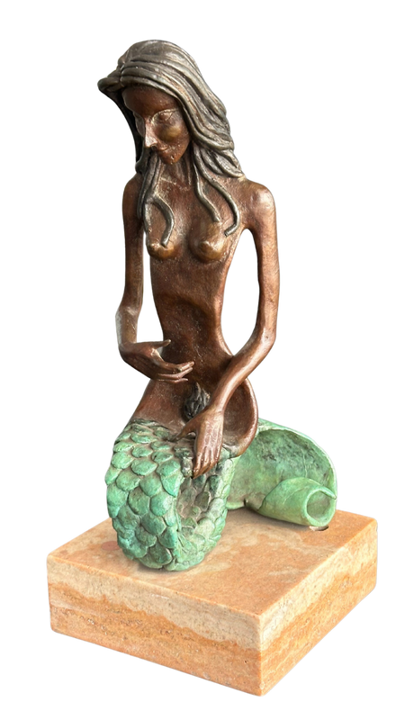 Luis Espiridion  – Sirena / Bronce a la cera perdida sobre marmol – 12 x 26 cm – P/T