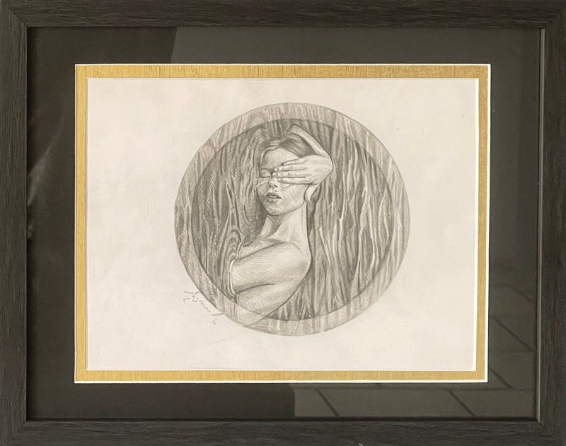 Rosario Lazcano – ST mujer en circulo / Grafito sobre opalina – 22 x 28 cm –