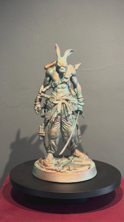 Rafael Orozco  - Ronin Rxbbit 2026 / modelado digital  sobre resina  - 35 x 18 x 15 cm